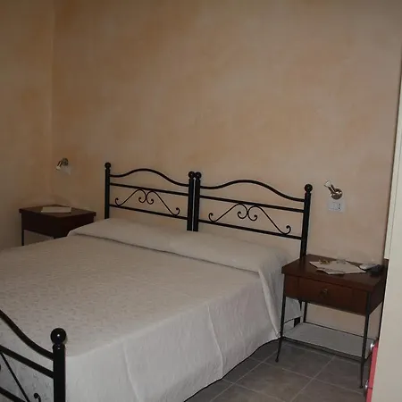 Bed & Breakfast La Pavoncella